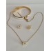    Modernes Schmuckset in Weiß & Gold – 18K vergoldet 