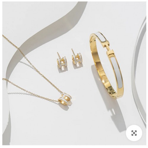    Modernes Schmuckset in Weiß & Gold – 18K vergoldet 